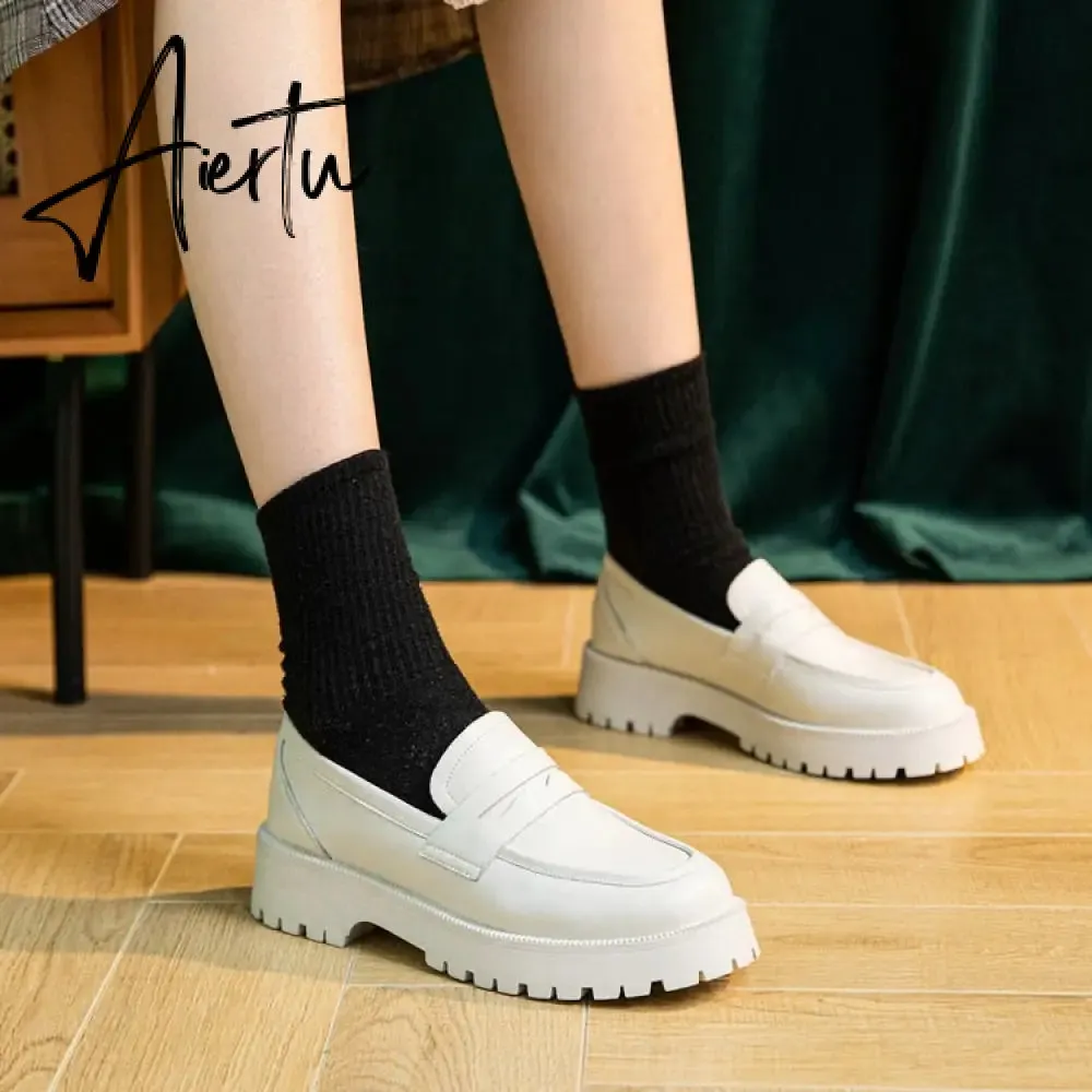 Aiertu  Spring Shoes Female British Style New Thick-soled College Style Casual Loafers Genuine Leather Fashion Shoes Girls