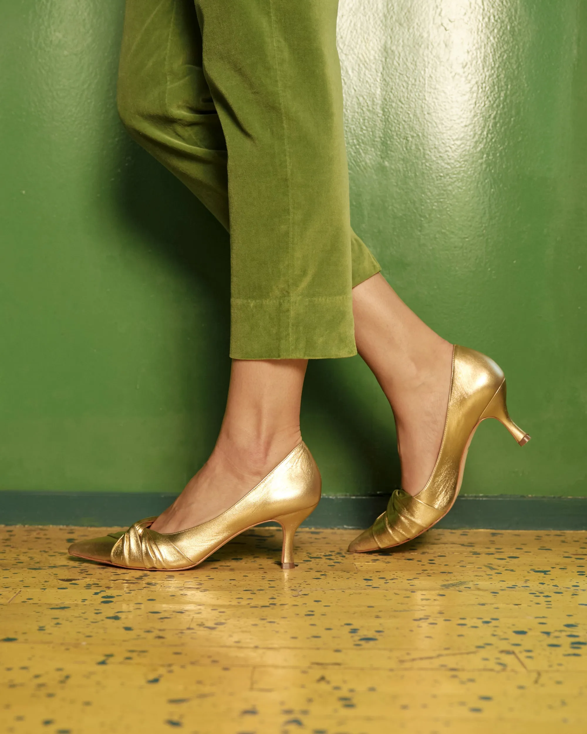 Knot Kitten Heel Crinkle Nappa Platino
