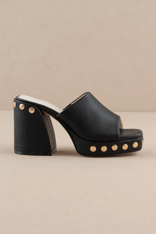Leona Platform Clog