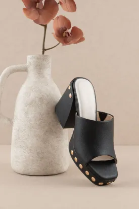 Leona Platform Clog