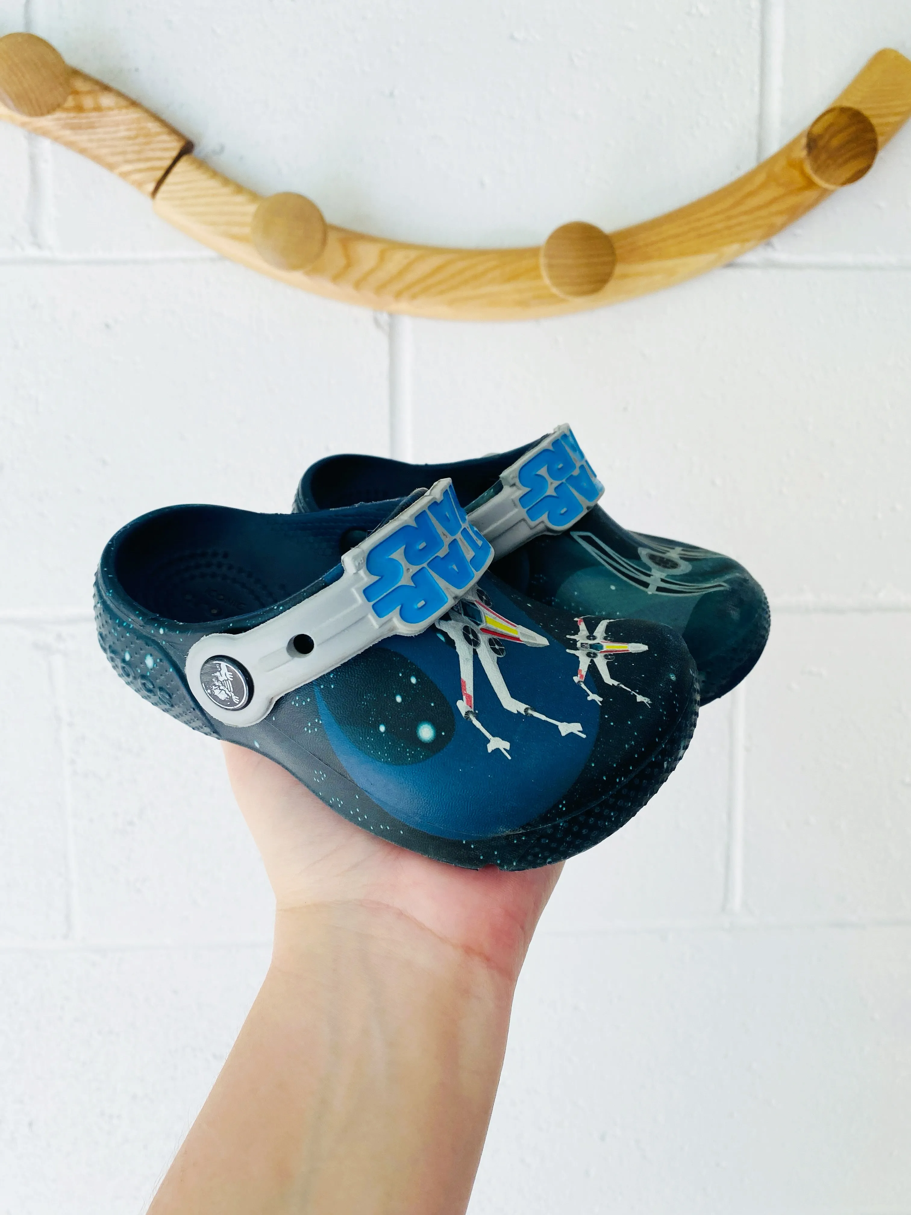 Star Wars Classic Clogs, size 8
