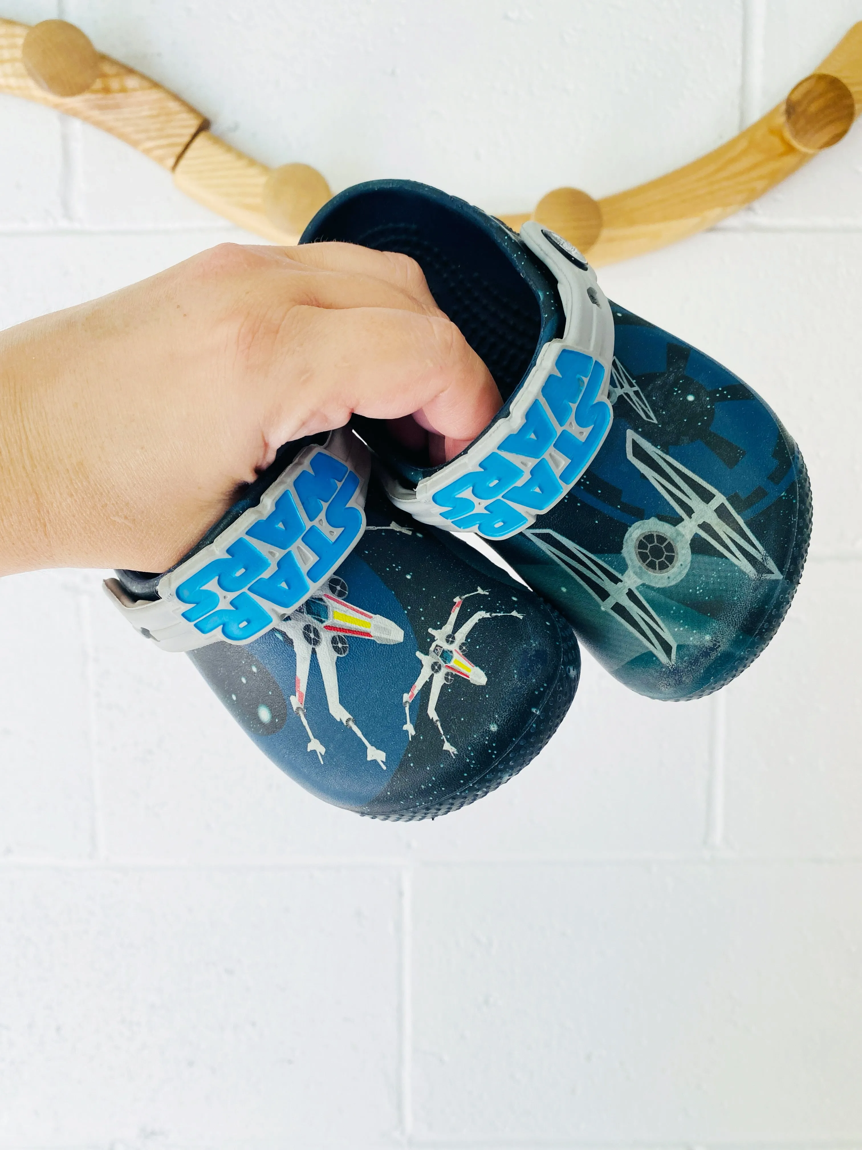 Star Wars Classic Clogs, size 8