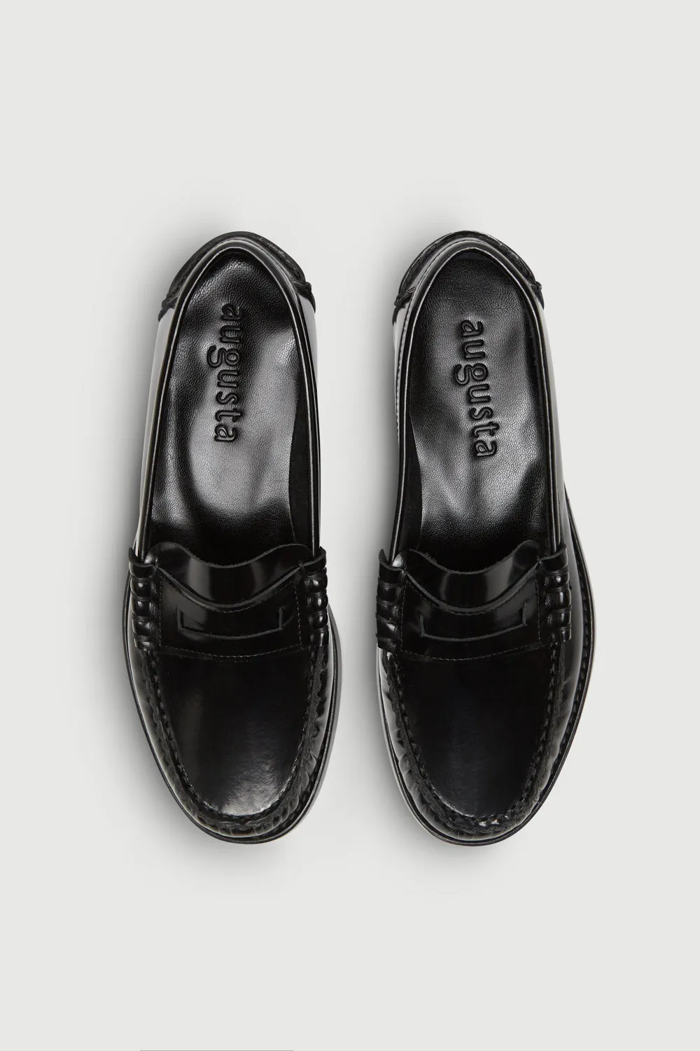 Zoe Loafers in Black Leather