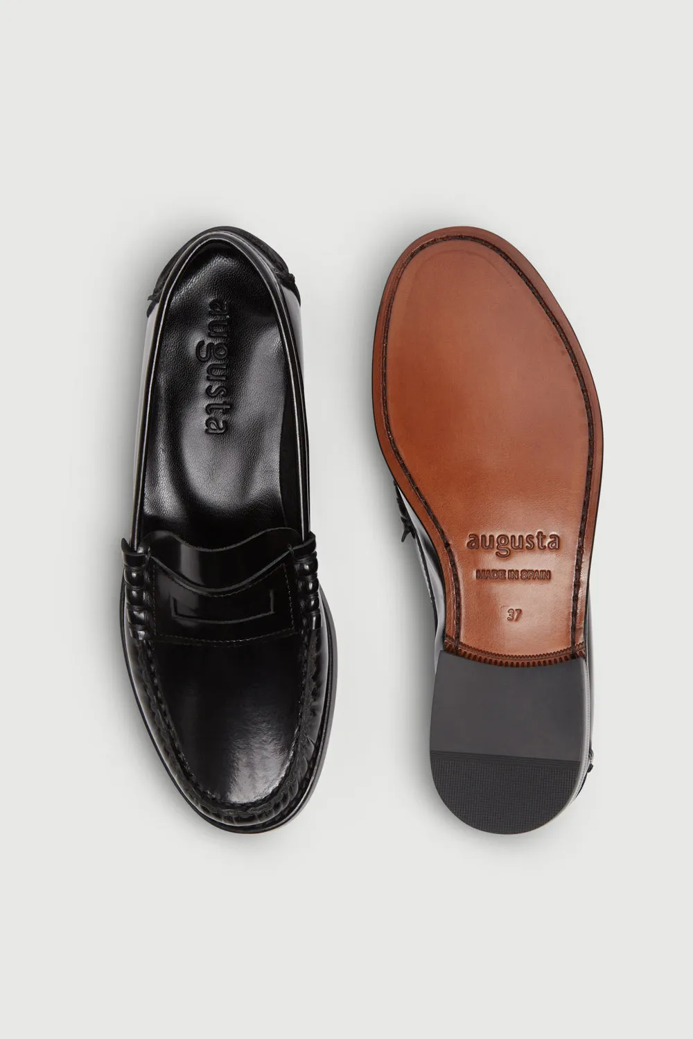 Zoe Loafers in Black Leather